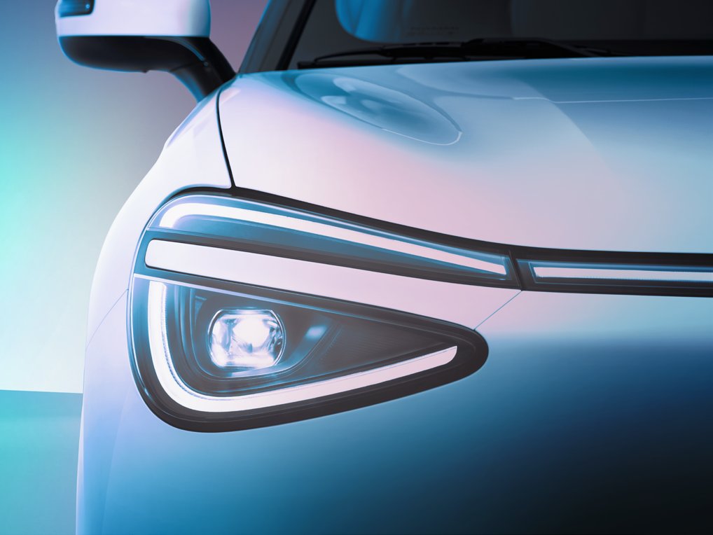 Close-up of the Dongfeng Box LED headlight